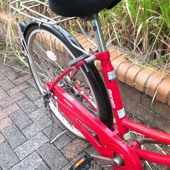 中古自転車 Maruishi ママチャリ 自転車 26インチ レッド 通勤 通学 近所のお出掛けなどにの画像