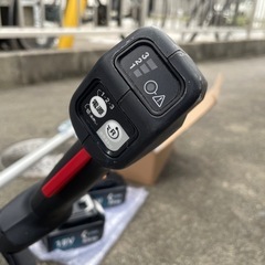 マキタ製のバッテリー駆動草刈り機(MUR190SD)＆新品汎用バッテリーの画像
