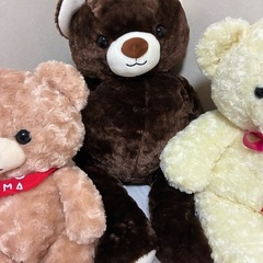 大きいくまのぬいぐるみ　3つセットの画像