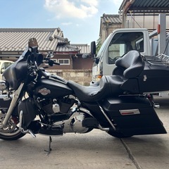 Harley-Davidson FLHTCU-I 1450 ウルトラ　カスタム車両　カッコいい車両です の画像