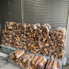 激安‼️薪約8〜10Kg束（含水率5〜18%程度の画像