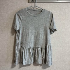 しまむら ぺプラムTシャツ バックフリルTシャツMサイズ 2着の画像