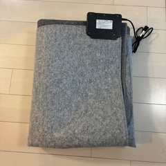 ホットカーペット 山善 177cm × 177cmの画像