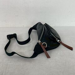 【LOEWE】 ロエベ  Puffy Bumb パフィー バムバッグ ボディバッグ レザー ブラック ウエストポーチ メンズ A0585の画像