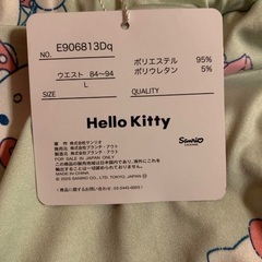 【新品】　サンリオ　キティちゃん　ハーフパンツ　ステテコ　部屋着　ルームウェアLの画像