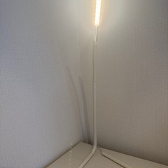 IKEA ホールテ　デスクランプ　LEDの画像