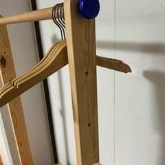 子ども家具　ハンガーラックの画像