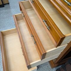 【ワンランク上の上質な家具】チェスト 横浜ダニエル Daniel クラシック家具 アンティーク調 収納家具 箪笥 たんす 洋服タンス 整理タンス 7段チェスト ハイチェスト 木製 ：ナチュラルの画像