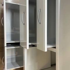 ジモティー割引🏷️【ジャングルジャングル 岸和田和泉インター店】 システムキッチン ホワイト 和泉市 堺市 岸和田市 泉大津市 高石市 泉北郡熊取町の画像