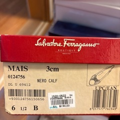 フェラガモ　サンダルの画像
