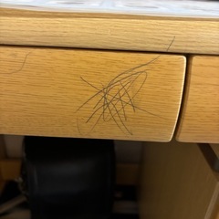 学習机　椅子付きの画像