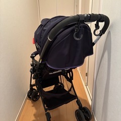 Apricaアップリカ　ベビーカー(ラクーナ)、抱っこひも(コアラ)の画像