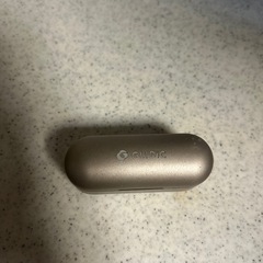 ワイヤレスイヤホン（左耳のみ使用可能）の画像