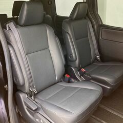 人気車種✨お問い合わせはお早めに‼️《 トヨタ エスクァイア Gi ブラックテーラード 》の画像