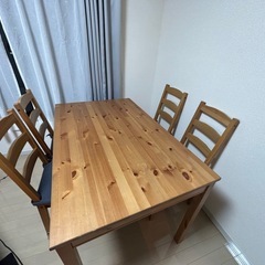 イケヤ　ダイニングテーブルセットの画像