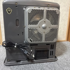 サンヨー　石油ファンヒーターの画像