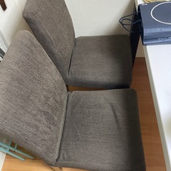 ⭐︎無料⭐︎ダイニングチェアー4脚、茶色リビング椅子の画像