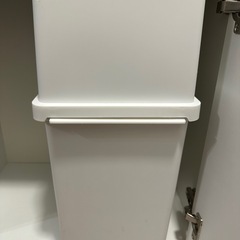 ゴミ箱美品の画像