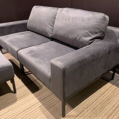 【展示品・未使用品】カウチソファ 2~3人掛け ソファ ベルベット調  🚚自社配送時💳代引き可🚚(現金、クレジット、スマホ決済対応)の画像