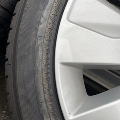 215/60r17 新車外し　新品タイヤ　150 プラド　 後期　純正ホイール　ハイエースサイズ　215/60/17 7.5j +25の画像