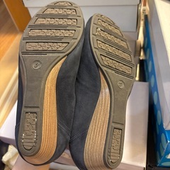 アシックス　スウェード　パンプスの画像