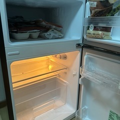 冷蔵庫 一人暮らし用 1年使用 かなり綺麗ですの画像