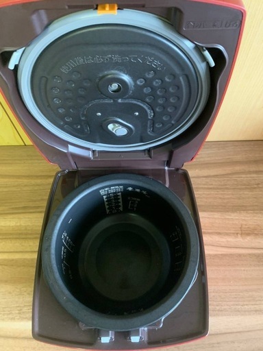MITSUBISHI ジャー炊飯器  NJ-VW106-R