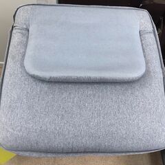 【ジャングルジャングル岩出店】【B165】 背もたれ座椅子 グレー  幅55cm×奥行55cm 中古 家具 和歌山 岩出市 紀の川市 海南市の画像