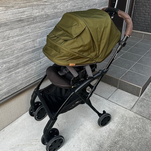 combi　ベビーカー A型 両対面式 ラベリタ エッグショックAL
