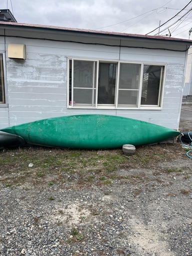 値下げしました！【カヌー 2人乗り】FRP製 約4.5m／オール2本付き／引き取り限定（帯広）