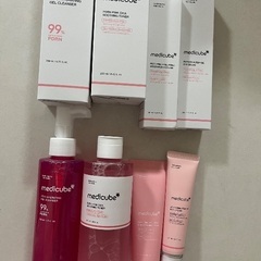 medicube メディキューブ スキンケアセットの画像