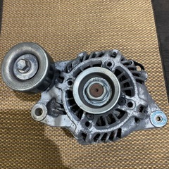ワゴンRスティングレーMH44S オルタネーターの画像
