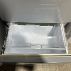 特価品　東芝　冷凍冷蔵庫　３２８Ｌ　５ドア　右開き　アルミナシルバー　大型冷蔵庫　インフォメーションディスプレイ　潤い鮮蔵庫　野菜収納名人　ＧＲ－Ｂ３３Ｇの画像