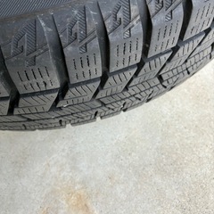 スタッドレスタイヤホイール付き155/65R14インチの画像
