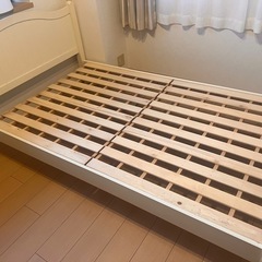 ベットフレームの画像
