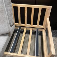 【展示品・未使用品】※クッションにシミ有り 3人掛けソファ 木製フレームソファ ファブリック 🚚自社配送時💳代引き可🚚(現金、クレジット、スマホ決済対応)の画像