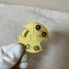 イズミ ごますり器 蓋なし 乾電池式の画像