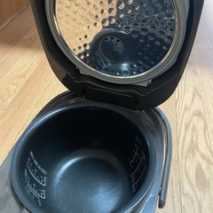ZOJIRUSHI炊飯器5.5合炊の画像
