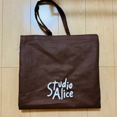 新品未使用◎スタジオアリス◎増やせるアルバムの画像