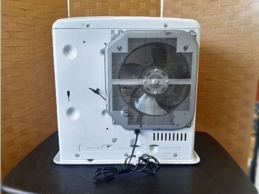 札幌【9Lタンク ダイニチ 家庭用石油ファンヒーター 2021年製】FW-5621L 最大暖房出力5.60kW 木造～15畳 コンクリ