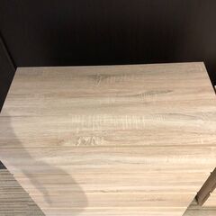【コンテナ保管】【展示品・未使用品】4段チェスト 木目調 収納 タンス 幅80㎝ 🚚自社配送時💳代引き可🚚(現金、クレジット、スマホ決済対応)の画像