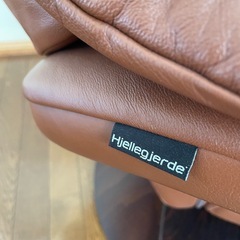 北欧Hjellegjerdeリクライニングチェアの画像