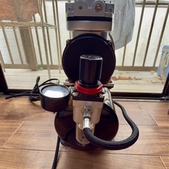 エアブラシ用静音コンプレッサーの画像