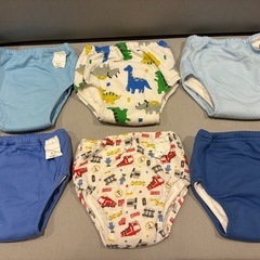 【お取引中】
トレーニングパンツサイズ100＆靴下 の画像