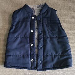 中綿ネイビー×シマウマ総柄リバーシブルベビーベスト95センチの画像