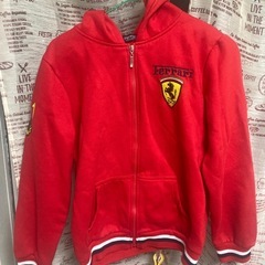 フェラーリの子供用パーカー、ズボンセットの画像