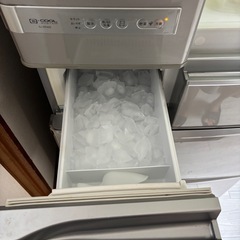 SHARP 冷蔵庫 の画像