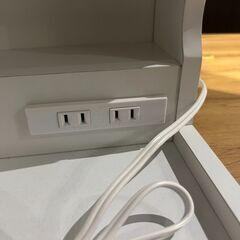 【展示品・未使用品】卓上収納付きミラー ホワイト 幅40㎝ 🚚自社配送時💳代引き可🚚(現金、クレジット、スマホ決済対応)の画像