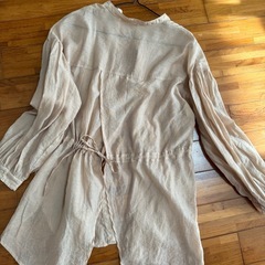 レディース服ピンクベージュの画像