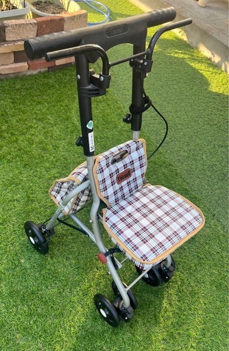 シルバーカー　介護　コンパクト　中古品